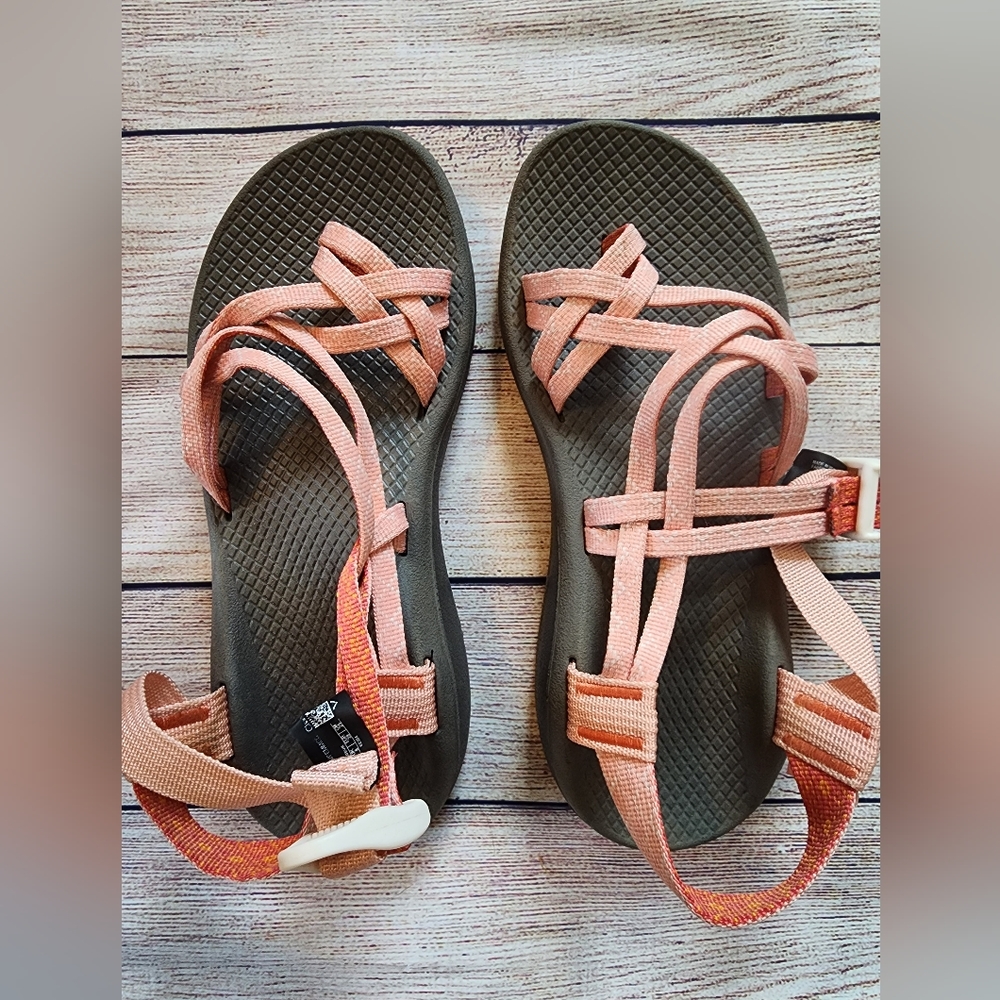 EUC Chacos